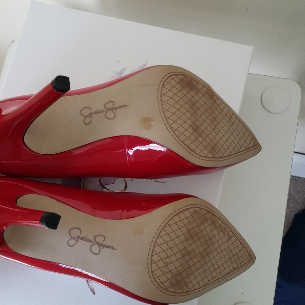 Jessica Simpson Women's Cambredge Pump - Picture 5 of 7